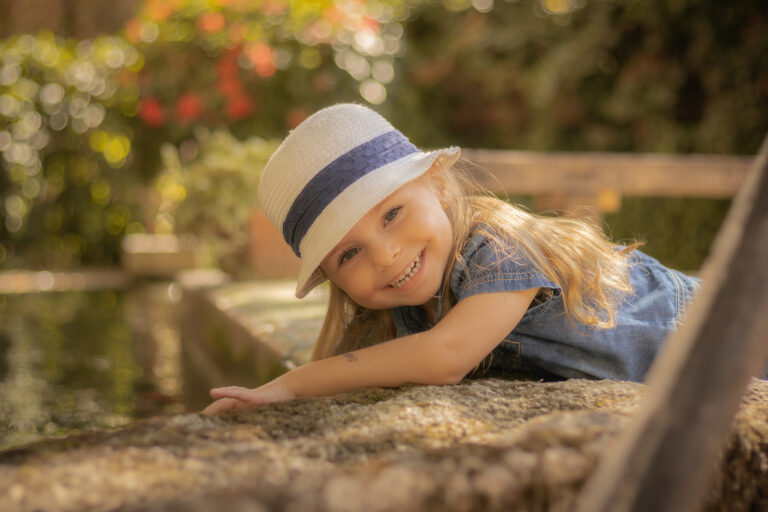 Budapest photographer for tourists Attila Kapodarca captures young girl portrait