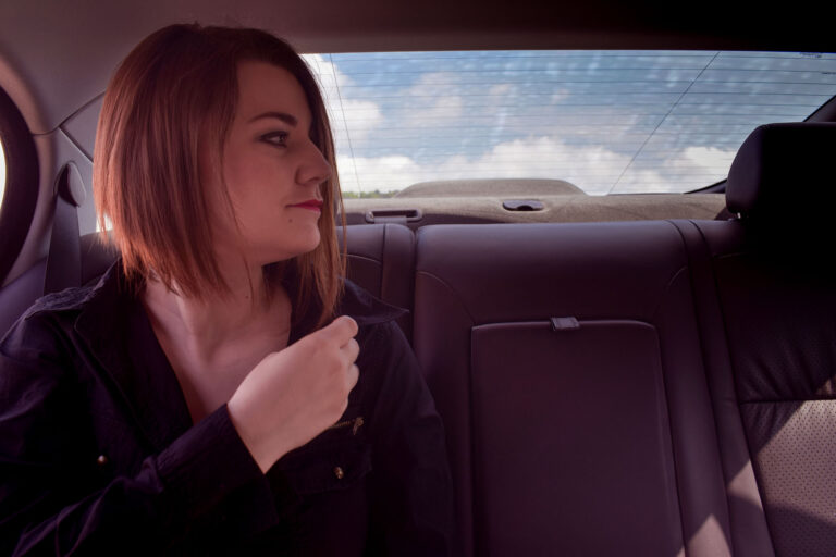 Budapest photographer for tourists portrait in the car
