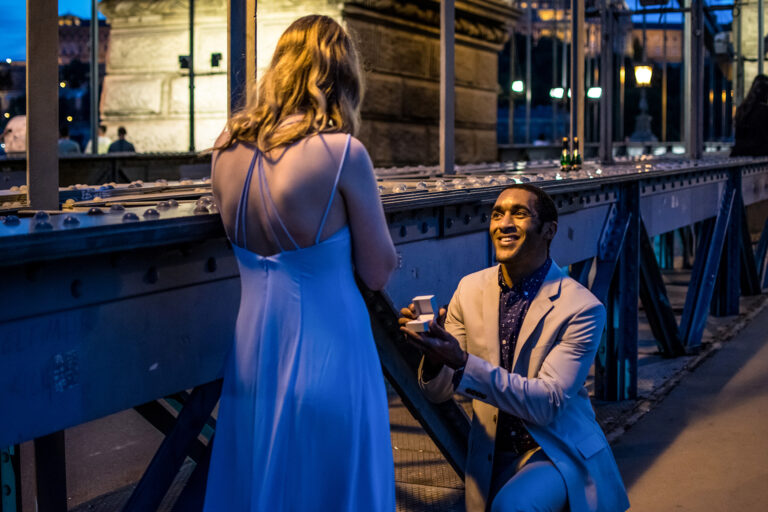 Proposal at sunset in Budapest captured by Budapest photographer for tourists