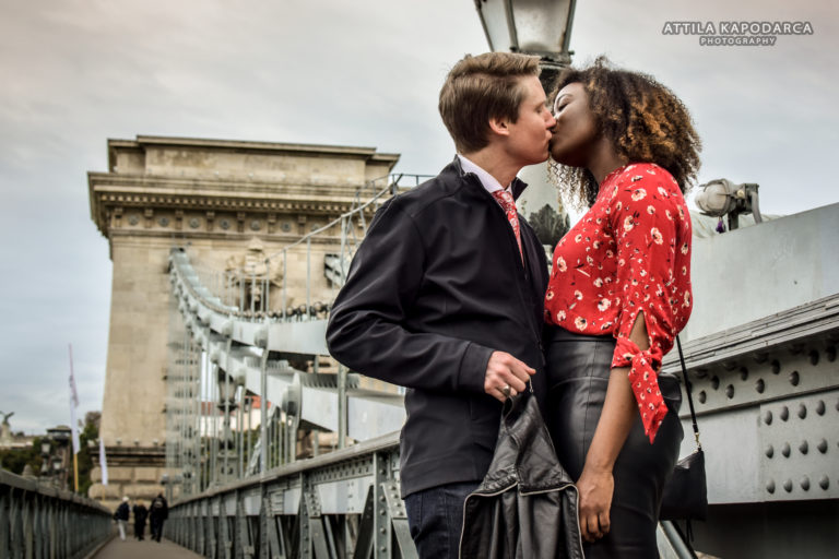 Budapest photographer for tourists captures love on chain bridge