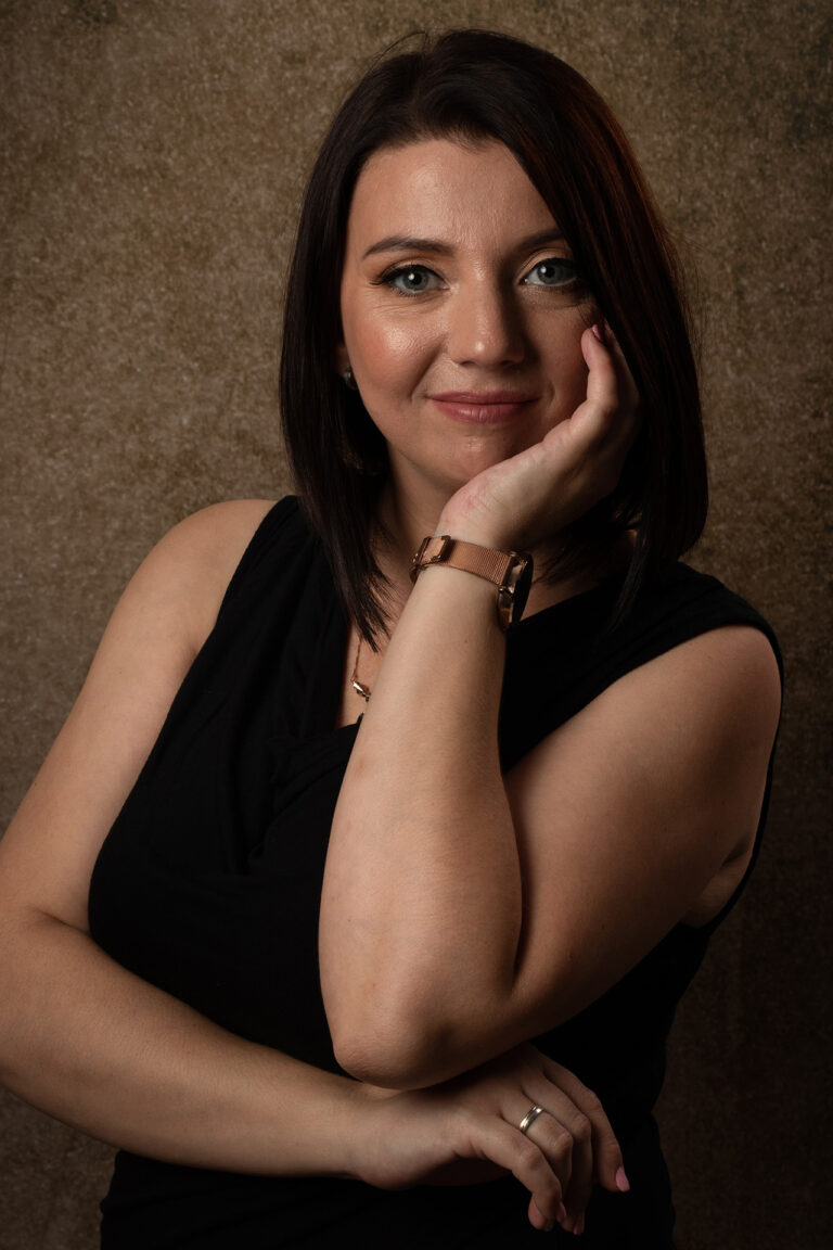 Budapest studio photography portraits hungarian woman